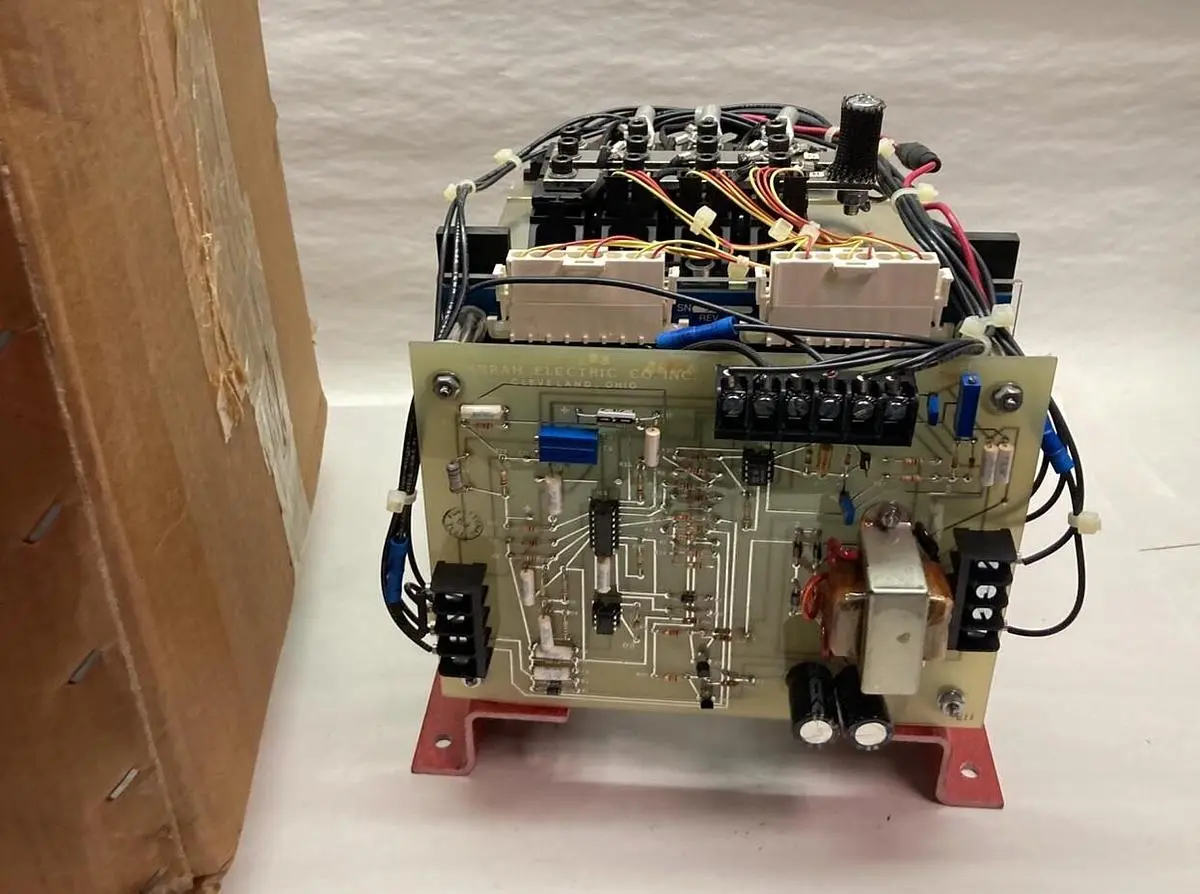 New | in-Stock DARRAH ELECTRIC COMPANY N11001 PLC Contactors | Surplus Asset Holdings #1227579