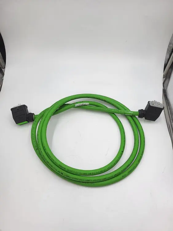 Used SCHNEIDER ELECTRIC SCHNEIDER ELECTRIC E-MO-118 DB5 ISH HYBRID MOTOR CABLE 3 M - 15154515-030 Motors (misc) | ND Industrial Surplus #1211408