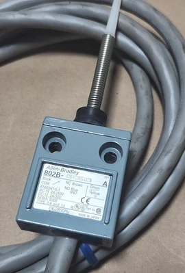NEW Allen-Bradley 802B-CSACXSXC3