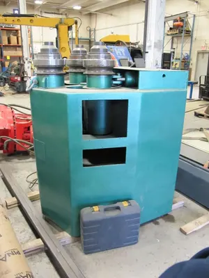 USED 1981 ROUNDO R4M