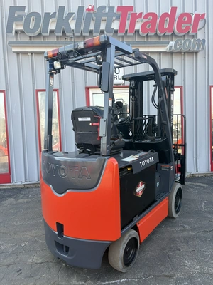 USED 2023 TOYOTA 8FBCU30