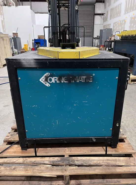 Used _UNKNOWN_ _UNKNOWN_ Corner Formers Maryland US | 1987 Machinery #1409809