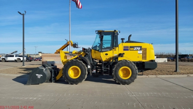 USED 2023 Komatsu WA270-8