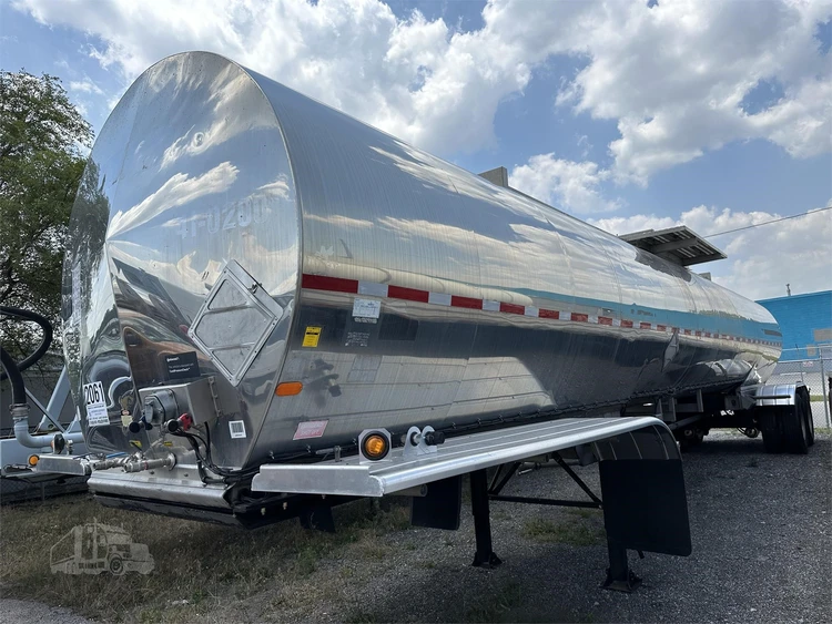 Used 2000 TREMCAR _UNKNOWN_ Tanker Trailers Indiana US | Lakeshore Equipment Sales #1546600