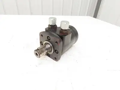 Char-Lynn Eaton 101-1033-009 Hydraulic Motor SW/62U PowerBoss SW/62U Sweeper.