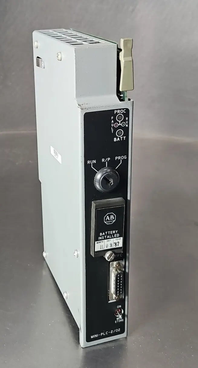 Allen-Bradley 1772-LZ Mini PLC 2/02 Processor SerA. Loc3E30