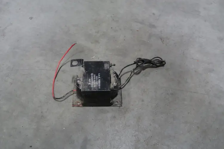 Used GENERAL ELECTRIC 186B4100-5 Transformers British Columbia CA | Lenmark #264822