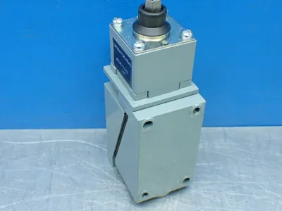 NEW ALLENBRADLEY 802TWSP