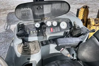 Used 2002 CATERPILLAR 420D Excavators California US | Proxy Equipment #1377694