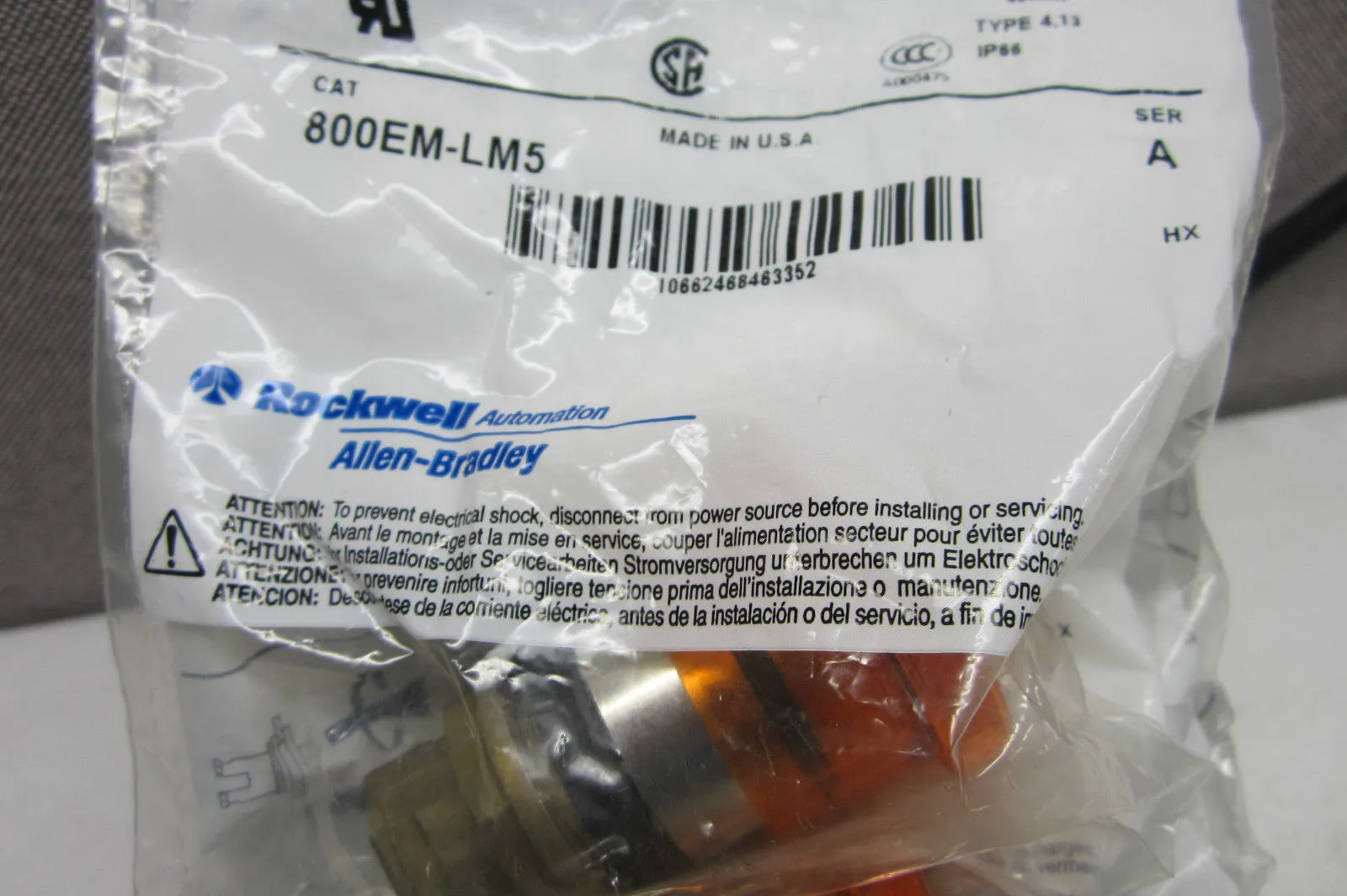 NEW ALLEN BRADLEY 800EM-LM5 PUSHBUTTON 800EMLM5