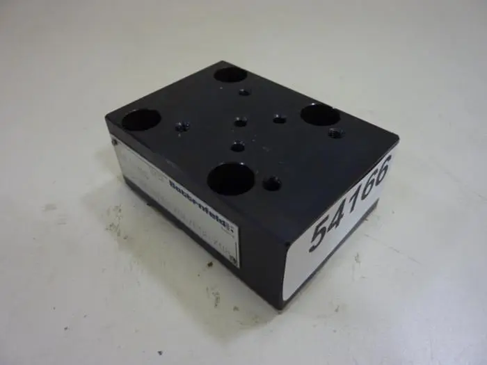 Used BATTENFELD CCE30C16DB0X06/C06 X08 Valves/Fittings Michigan US | Ideal Machinery #606599