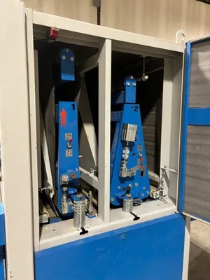 USED 2006 HOUFEK 1100 RC BULDOG
