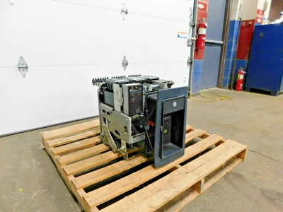 Used GE AKR-6D-30 Circuit Breakers Ohio US | Equipment Recovery Corp. #1331083