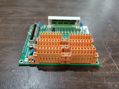 USED HONEYWELL 51304439-175