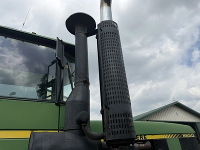 Used JOHN DEERE 8650 TRACTOR 4WD and Track Tractors Michigan US | Miedema Asset Management Group #1443317