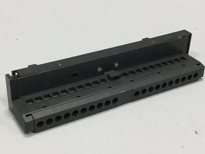 Used SIEMENS 6ES7 392-1AJ00-0AA0 Misc Fasteners Michigan US | Ideal Machinery #699265