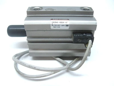 USED SMC CDQ2B40-40DCM-A7