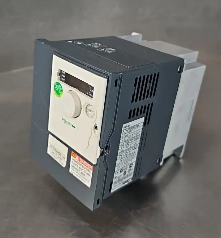 USED Schneider Electric Schneider Electric Altivar ATV312H037N4
