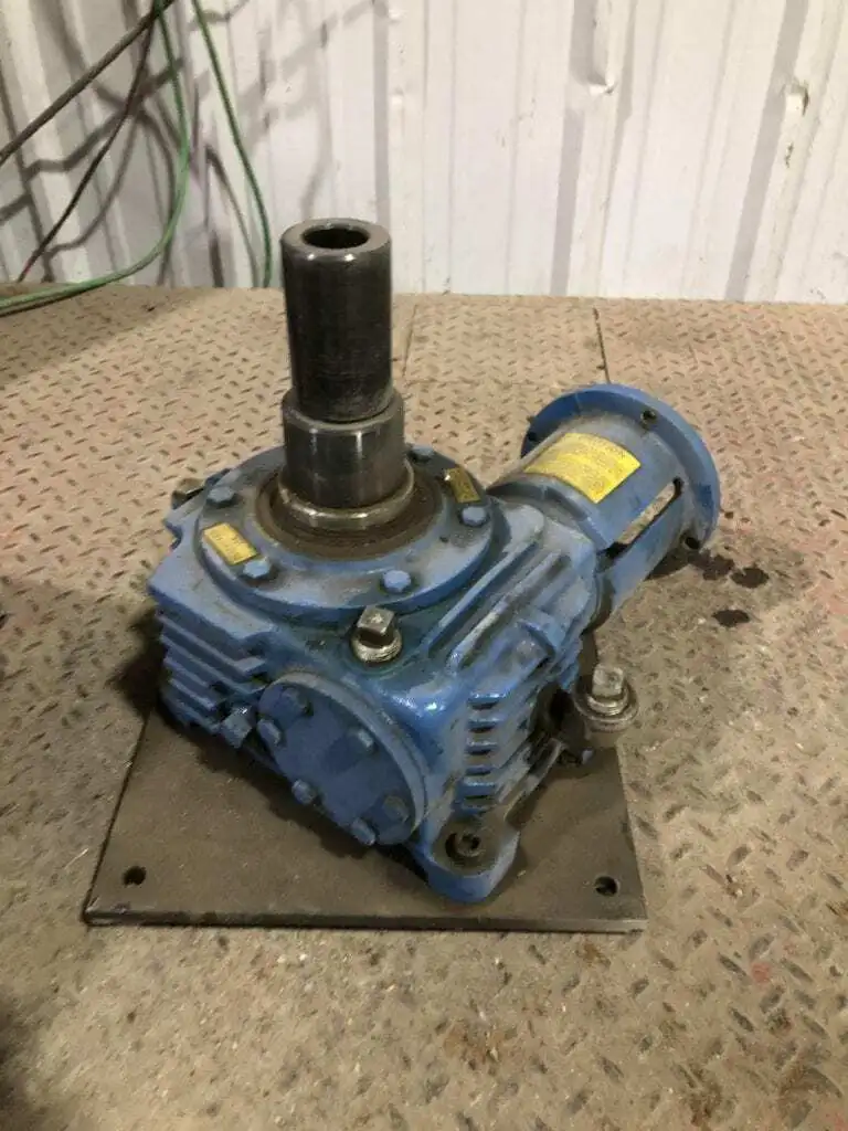 Textron Cone Drive MSHV30A905-7A Right Angle Speed Reducer 40:1 3000RPM 1.96HP