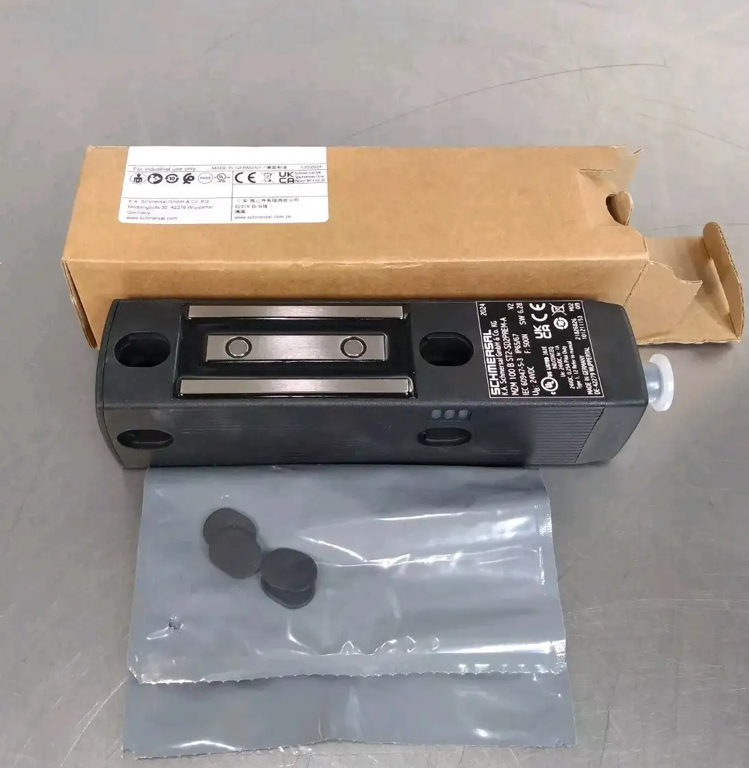 Schmersal MZM100BST2-SD2PREM-A Electronic Electromagnetic Lock Loc6D7
