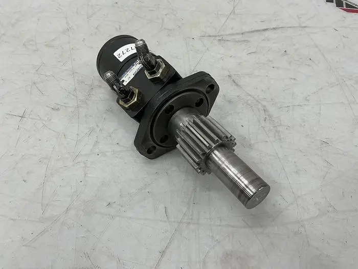 USED CHAR LYNN 101 2169 009