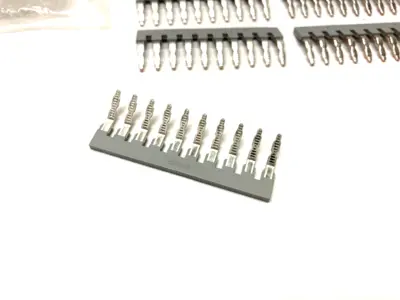 EB 10-8,0201139 | Phoenix Contact EB 10-8 Gray Insertion Jumper Bridge 0201139 PKG OF 25 - New Other