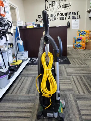CleanMax Nitro Upright Vacuum w/Tools       NEW