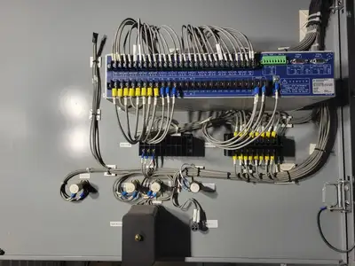 25kV 1200A 3ph Switchgear Unit w/ (2) Power Vac Breaker VB1 27.0-16-0