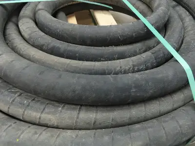 Concord Wildcat 1-1/2" ID x 90' Black Rubber Sandblast Hose 100 PSI H003424