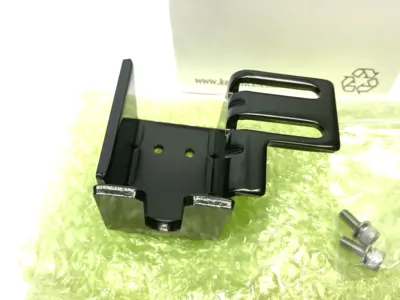 New | in-Stock KEYENCE Hinged Door Mounting Bracket, Locking Type, Right Open Panel Mounts Michigan US | Maverick Industrial Sales #1391609