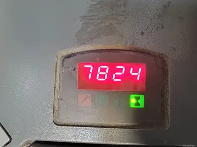 USED RAYMOND 8410