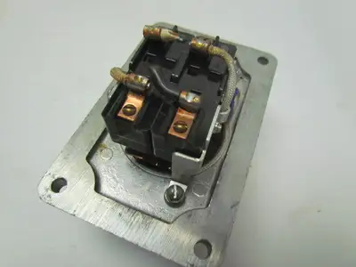 Appleton EFS175-2023C Explosion Proof Twist On/Off 20A 120V
