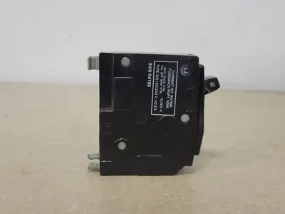 USED SQUARE D QO115