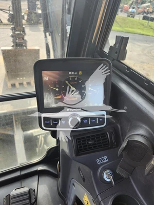 USED 2023 HYUNDAI HX85A