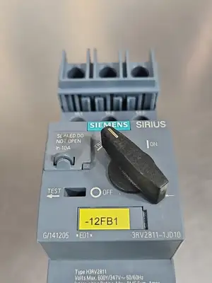 Siemens Sirius 3RV2811-1JD10 Circuit Breaker Loc4B2