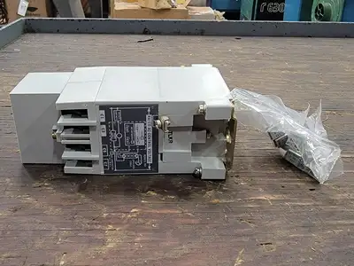 NEW ALLEN-BRADLEY 700-RTR00N000A1