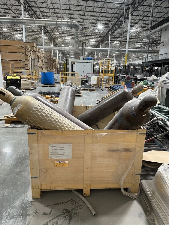 Used _UNKNOWN_ _UNKNOWN_ Cryogenic & Gas Tanks California US | MachineryMax #1477400