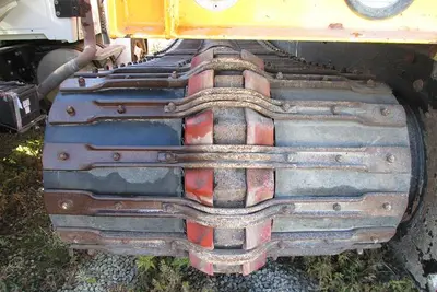 Used 2002 HICO HT10 WT Crawler Carriers & Dumpers Manitoba CA | Conquest Truck & Auto Sales #1421352