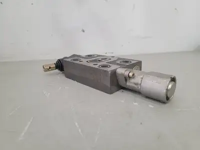 Hydraulic Valve Section 1235, 10201