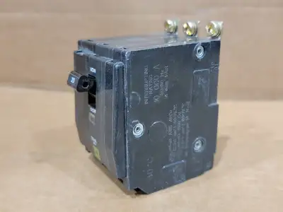 USED SQUARE D QOB320