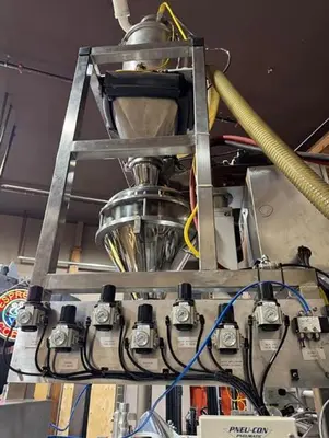 Unified Flex Hornet Vertical Form, Fill & Seal with Auger Filler