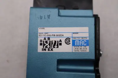 MAC  6211C-000-PM-502DA W/ PME-502DABE SOLENOID VALVE 6200 SERIES NEW IN BOX