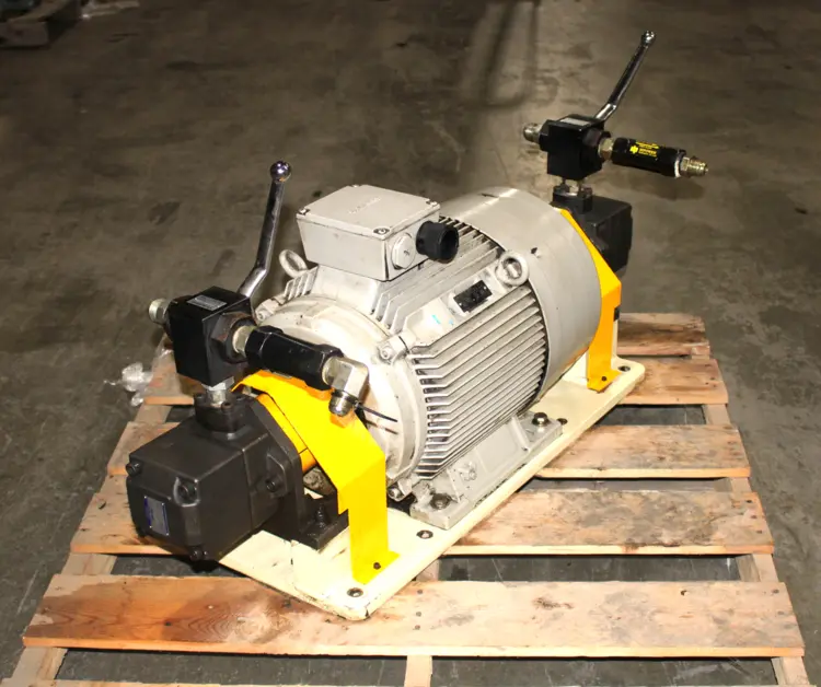 Used SIEMENS 1LG4183-4AA10 Pumps | Industrial Parts R Us Inc. #365835