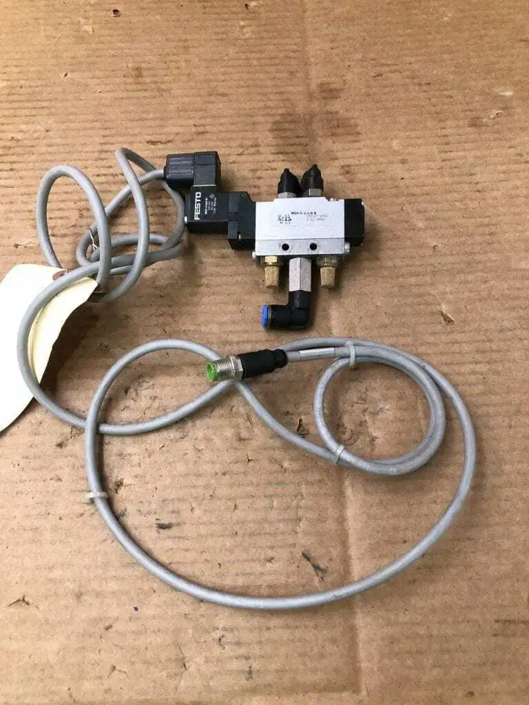 FESTO MEH-5/2-1/8-B Solenoid Air / Pneumatic Valve 36.26-116PSI / 24VDC coil