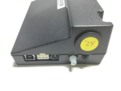 HM6-02-6001-67-0 Refrigerant Identification Unit