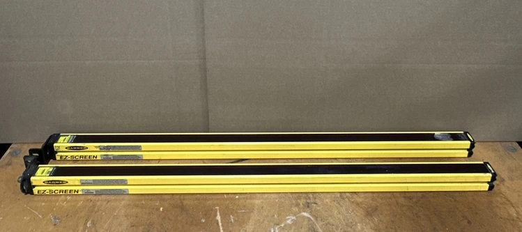 Used Banner SLSR30-900Q8 + SLSE30-900Q8 Sensors Indiana US | J&J Industrial Supply #1096423