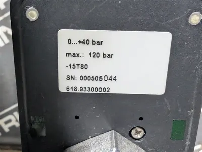 Turck PC040-Gi1/4A4P-2AP8X-H1141 Pressure Control 0-40 BAR NIB