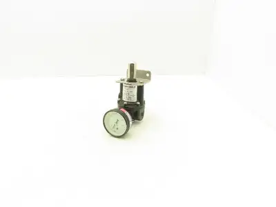Fairchild 10233 Kendall Pressure Regulator 0.5-30PSI Range 500 PSIG Max 3/8" NPT