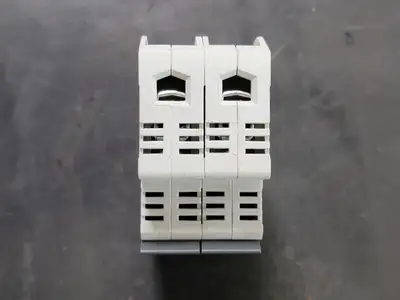 USED ALLEN-BRADLEY 1492-FB2M30