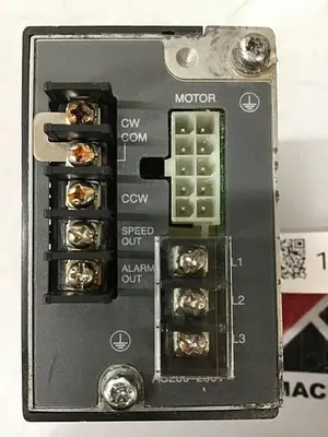 USED ORIENTAL MOTOR AXUD405